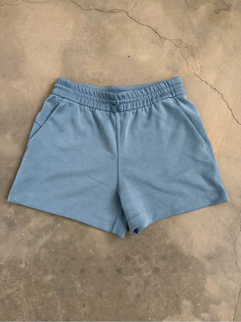 Lululemon Softstreme Short - Picture 3 of 5
